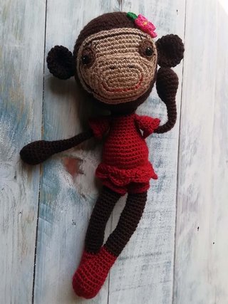 Sonajero Mordedor muñeca Monita Divertida