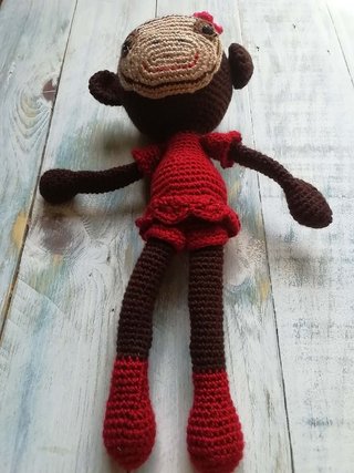Sonajero Mordedor muñeca Monita Divertida
