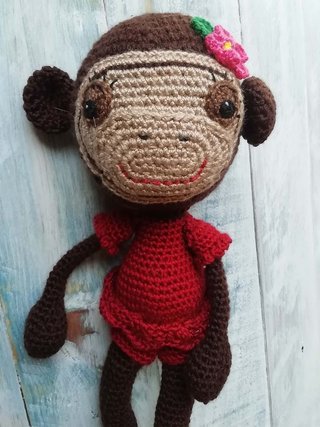 Sonajero Mordedor muñeca Monita Divertida