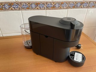 Cafetera Nespresso Vertuo Pop Negra Nueva