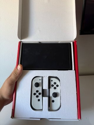 Nintendo Switch OLED Bianca