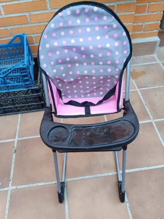 Silla de comer para muñeca