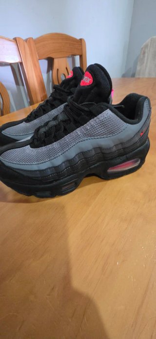 Zapatillas Nike Air Max 95 Niño talla 35,5
