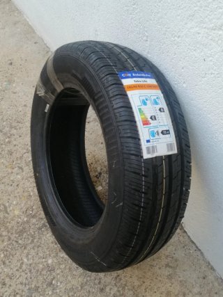 Dos Neumáticos CEAT EnduroDrive 195/65 R16C 104/10