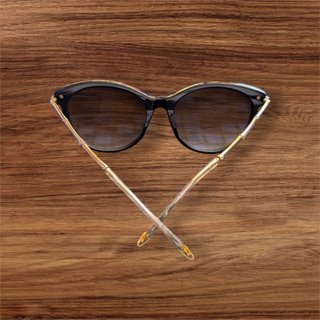 Occhiali da sole Gucci neri e viola