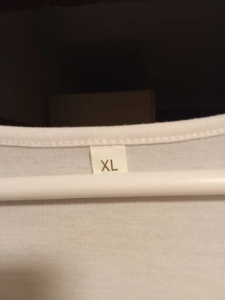 Camiseta blanca mujer XL con estampado love