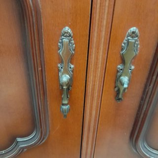 Mueble recibidor vintage con espejo