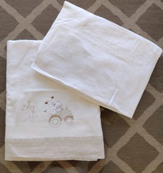 Juego sábanas cuna bordadas
