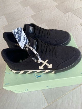 Scarpe Off-White nere