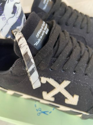 Scarpe Off-White nere