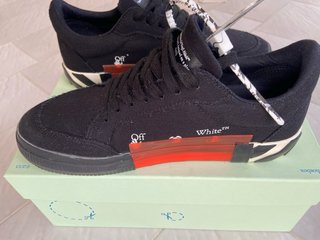 Scarpe Off-White nere