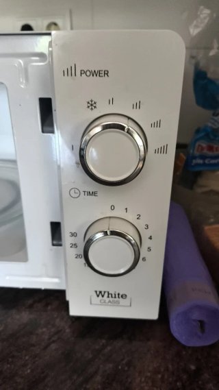 Microondas blanco Orbegozo