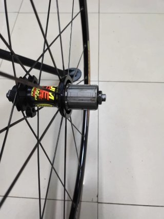Rueda Mavic Ksyrium Equipe 11v