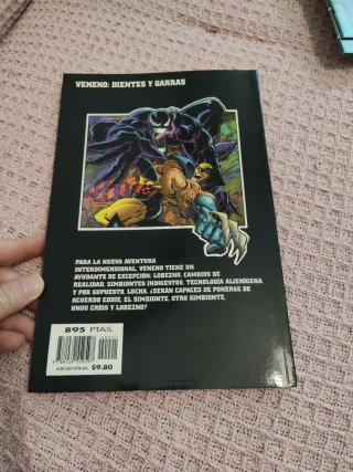 COMIC VENENO DIENTES Y GARRAS