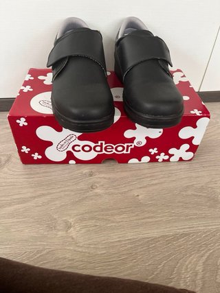 Zapatos de trabajo negros