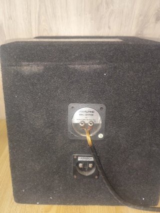 Subwoofer Alpine Negro