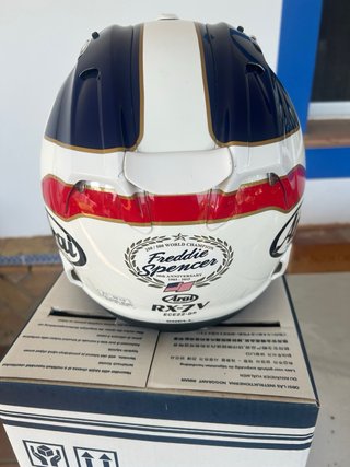 Casco Arai RX-7V Modelo freddie SPencer 30 aniver