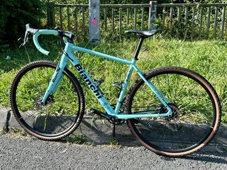 Bicicleta Gravel Ghost (no Bianchi)