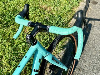 Bicicleta Gravel Ghost (no Bianchi)