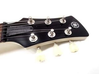 E59981-1 GUITARRA ELECTRICA YAMAHA RSE20