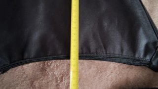Bandolera negra  regulable con cremallera