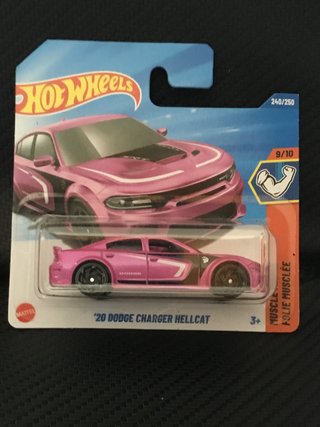 Hot Wheels 20 Dodge Charger Hellcat