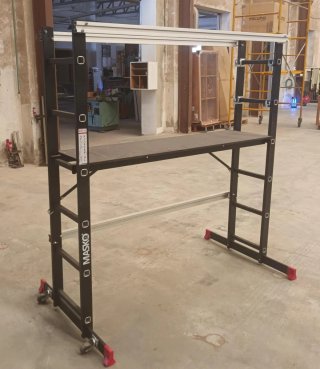Andamio de aluminio y se convierte en escalera