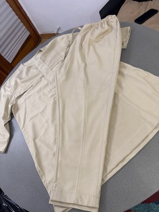 Conjunto hombre talla M beige
