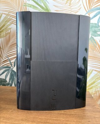PS3 Super Slim 500GB + 45 Juegos + Mando