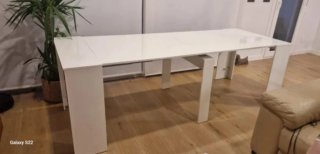 Mesa extensible blanca madera.
