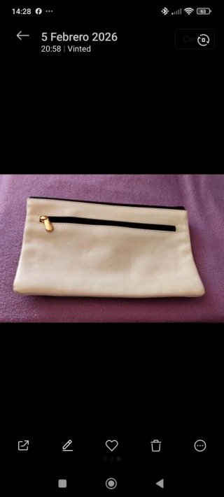 Bolso de mano crema y negro