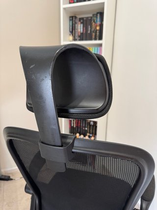 Silla de oficina ergonómica negra