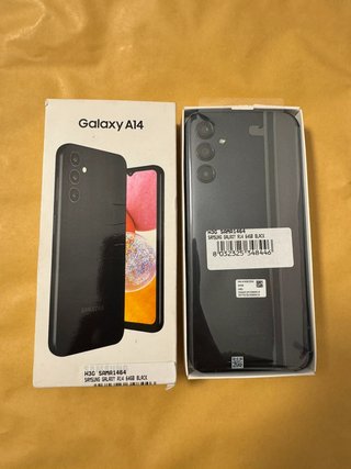 Samsung Galaxy A14 Smartphone Android, Display LCD FHD+ 6.6", 4GB RAM, 64GB espandibile