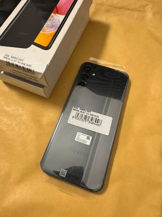 Samsung Galaxy A14 Smartphone Android, Display LCD FHD+ 6.6", 4GB RAM, 64GB espandibile