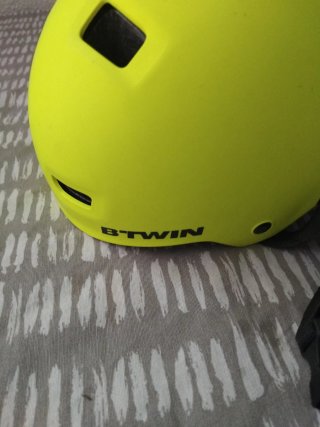 Casco Amarillo Brillante