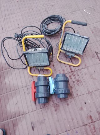 Faro de luz portátil con cable