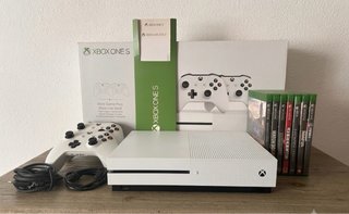 Xbox One S 1TB + 2 Controller + 7 Giochi