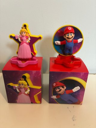 Figuras McDonald's Super Mario y Peach