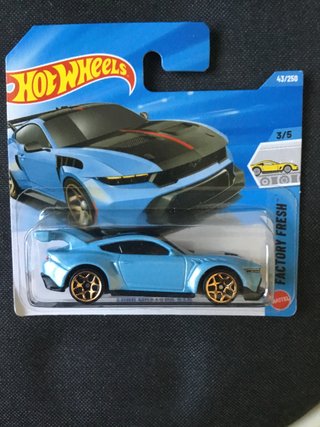 Hot Wheels Ford Mustang Mach-E 1400