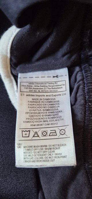 Top deportivo Adidas Talla 36