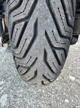 Yamaha XMAX 400 Maxi Scooter