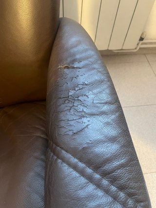 Sillón reclinable Stressless con reposapiés