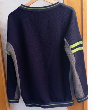 Sudadera Rosalita McGee Talla M Caras.