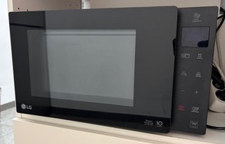 Microondas LG Smart Inverter Magnetron Grill