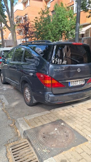 SsangYong Rodius 2010