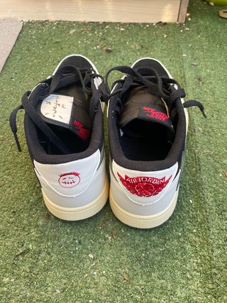 Jordan 1 Low Travis Scott Bambas