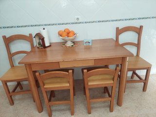 Mesa y 4 Sillas Cocina Madera