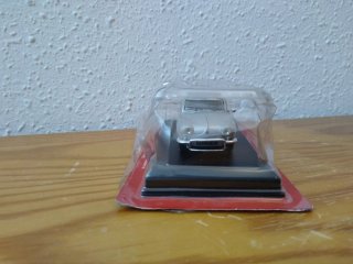 Maqueta Renault Ondine 1961 1:43