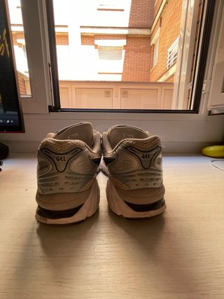 Asics Gel Kayano 14 azul claro