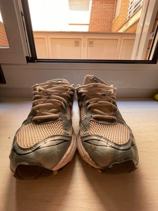 Asics Gel Kayano 14 azul claro